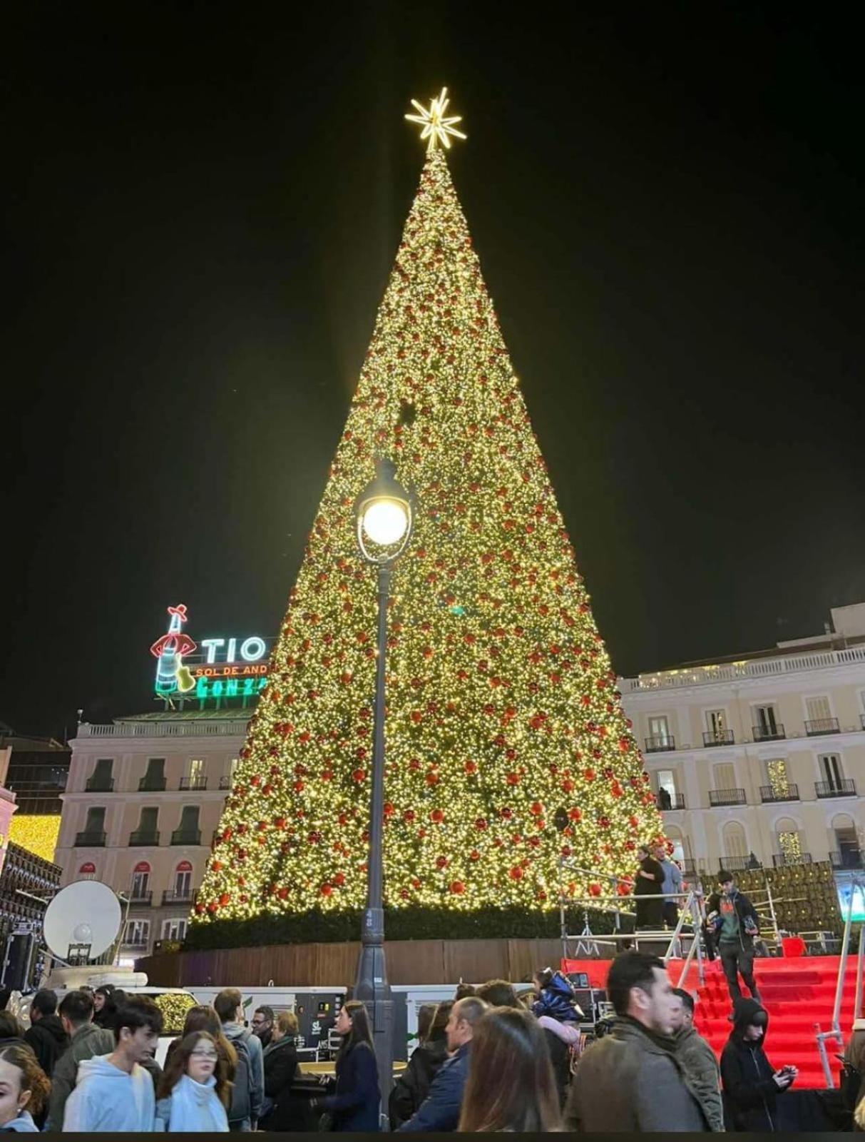 Ch Cruz Madrid Hotel Ngoại thất bức ảnh
